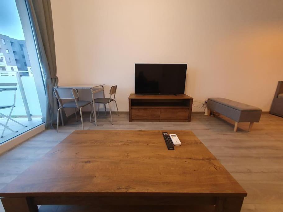 New Luxury Flat Near City Center Apartment Timisoara Ngoại thất bức ảnh