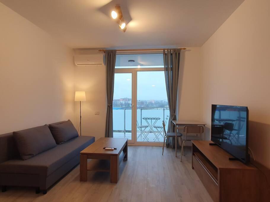 New Luxury Flat Near City Center Apartment Timisoara Ngoại thất bức ảnh